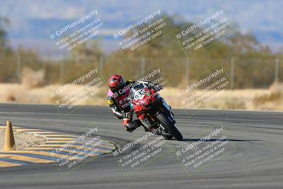 media/Jan-10-2025-CVMA Friday Practice (Fri) [[489e0da257]]/Group 4 and Trackday/Session 5 (Turn 7)/